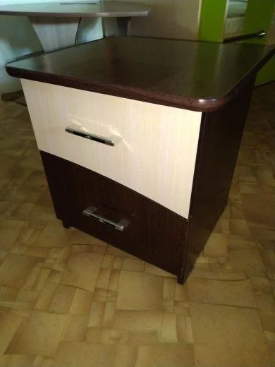 Лот: 13949295. Фото: 1. Тумбочка прикроватная. Тумбы