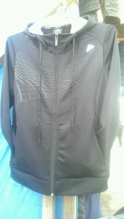 Лот: 5575633. Фото: 1. Спортивный костюм Adidas. Спортивные костюмы