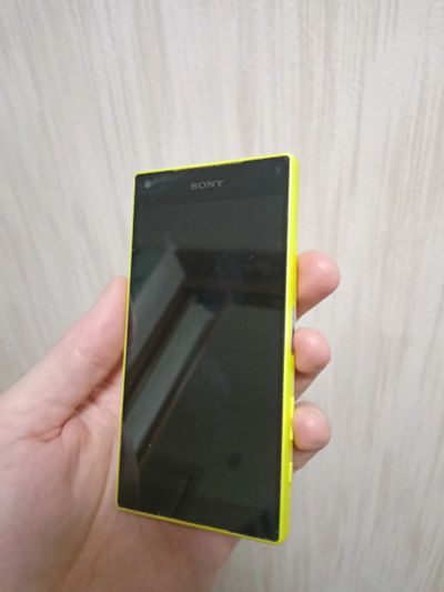 Лот: 18396653. Фото: 1. Смартфон Sony Xperia z5 compact. Смартфоны