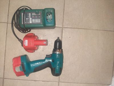 Лот: 16941817. Фото: 1. Шуруповерт Makita 6281D повторно. Электроинструмент