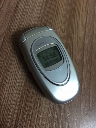 Лот: 16152467. Фото: 1. Samsung SGH-X460. Кнопочные мобильные телефоны