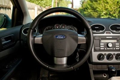 Лот: 10402581. Фото: 1. Руль Форд / Ford кожа + Airbag. Салон