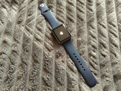 Лот: 25316983. Фото: 1. Apple watch series 1 42mm. Смарт-часы, фитнес-браслеты, аксессуары