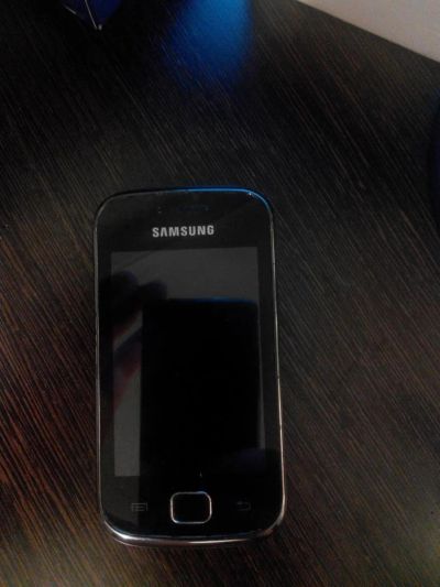 Лот: 3676197. Фото: 1. samsung galaxy gio. Смартфоны