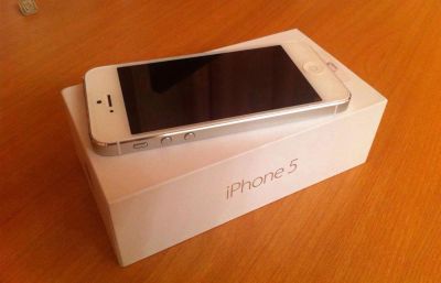 Лот: 3514135. Фото: 1. Iphone 5 32 Gb White (белый).Только... Смартфоны