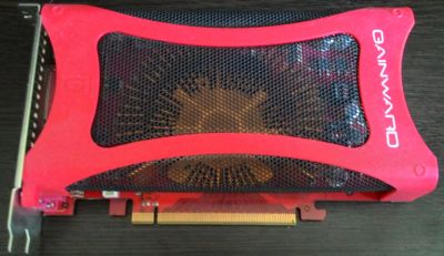 Лот: 5985380. Фото: 1. Gainward GeForce 8600GTS 256MB... Видеокарты