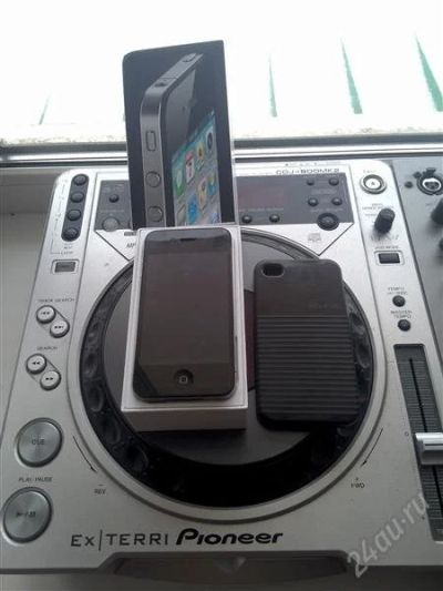 Лот: 2310885. Фото: 1. Продам IPhone 4 16gb BLACK. Смартфоны