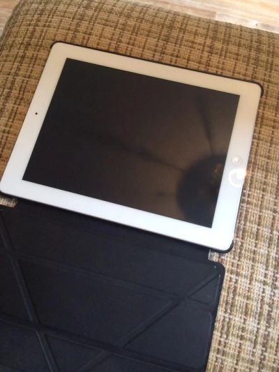 Лот: 4126420. Фото: 1. Apple ipad 4 with retina display... Планшеты