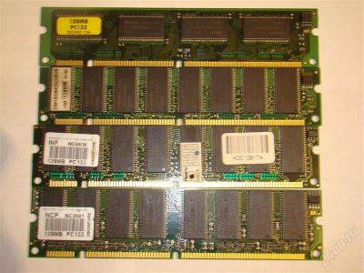 Лот: 1546624. Фото: 1. 4е планки памяти SDRAM PC133 по... Оперативная память
