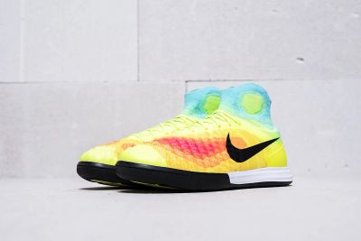 Лот: 11617718. Фото: 1. Футбольная обувь Nike MagistaX... Кеды, кроссовки, слипоны