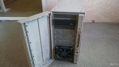 Лот: 10242529. Фото: 1. Старый сервер Case Intel KHD2... Другое (серверы, схд)