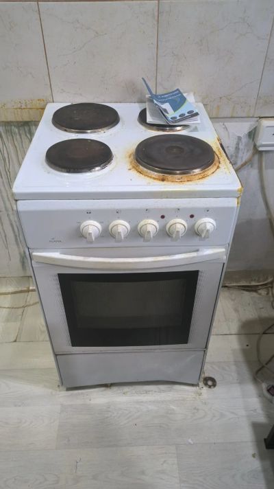 Лот: 24918511. Фото: 1. Плита. Плиты, духовые шкафы, варочные поверхности