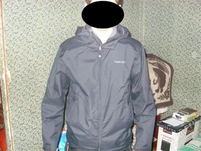 Лот: 234616. Фото: 1. продам ветровку Reebok. Верхняя одежда