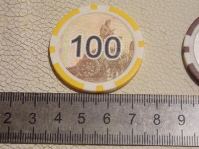 Лот: 8384589. Фото: 1. Фишка 100. Предметы интерьера и быта
