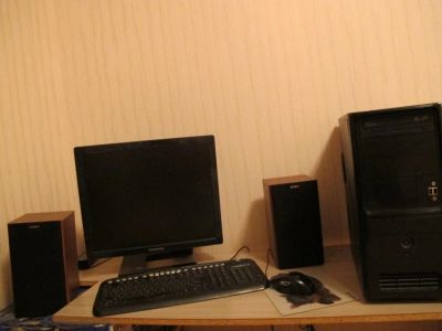 Лот: 10116458. Фото: 1. Компьютер в сборе + колонки. Компьютеры в сборе