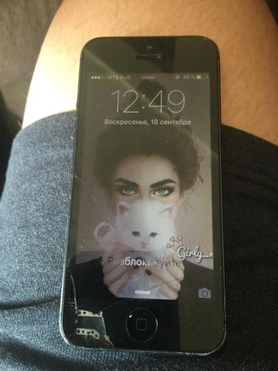 Лот: 8196236. Фото: 1. iPhone 16gb. Смартфоны