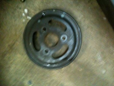Лот: 3648006. Фото: 1. toyota vitz 1sz-fe шкив помпы. Другое (автозапчасти)