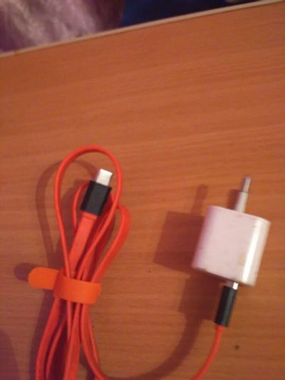Лот: 10744067. Фото: 1. Зарядное устройство для Wileyfox... Зарядные устройства, блоки питания, адаптеры сетевые для смартфонов