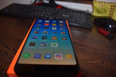 Лот: 12818709. Фото: 1. redmi 5 plus 4/64. Смартфоны