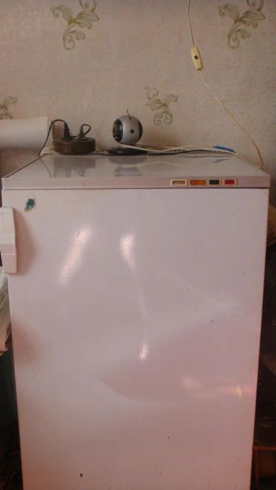 Лот: 4024285. Фото: 1. Морозилка рабочая. Холодильники, морозильные камеры