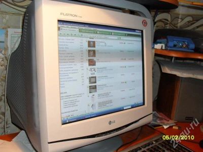 Лот: 232862. Фото: 1. Продам монитор LG F700B , 17дюймовый... ЭЛТ-мониторы