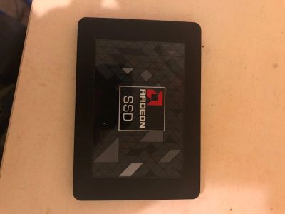 Лот: 16795631. Фото: 1. SSD Radeon 120gb. SSD-накопители
