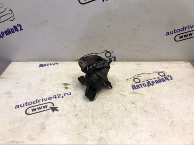 Лот: 21709811. Фото: 1. подушка двигателя Honda Domani... Двигатель и элементы двигателя