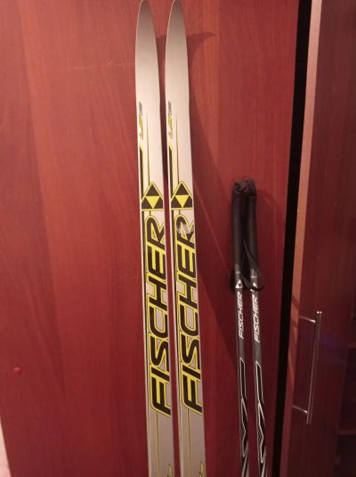 Лот: 19325133. Фото: 1. Беговые лыжи Fisher LS Combi+палки... Лыжи