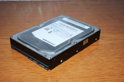 Лот: 5082931. Фото: 1. Samsung 320Gb, SATA , 7200rpm... Жёсткие диски (HDD)