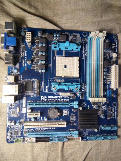Лот: 10392276. Фото: 1. FM2 материнская плата Gigabyte... Материнские платы