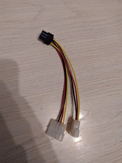 Лот: 16602377. Фото: 1. Питание видеокарты с molex на... Шлейфы, кабели, переходники