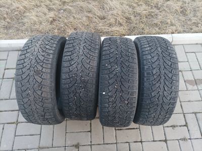 Лот: 24308006. Фото: 1. Шины зимние pirelli formula ice. Шины