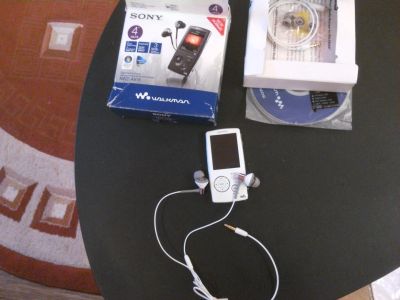 Лот: 15987457. Фото: 1. Качественный MP3-плеер Sony walkman... Плееры