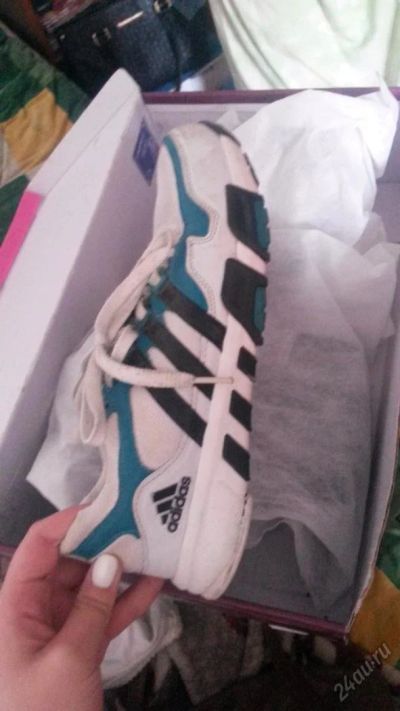 Лот: 5819394. Фото: 1. Кроссовки adidas. Другое (спортивная одежда)