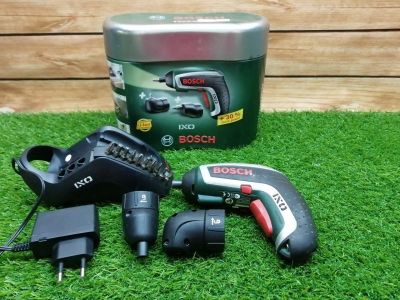 Лот: 15403646. Фото: 1. Шуруповёрт Bosch Gmbh D-70745... Электроинструмент