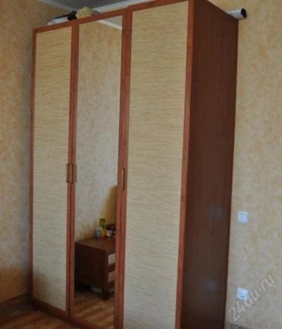 Лот: 948378. Фото: 1. Шкаф трехстворчатый для одежды. Шкафы, шкафы-купе