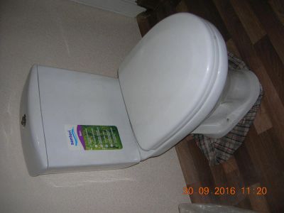 Лот: 8286988. Фото: 1. Унитаз + бачок. Унитазы, биде