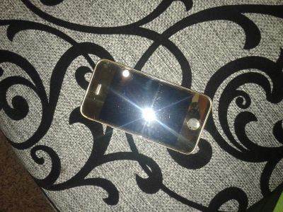 Лот: 4808247. Фото: 1. iPhone 4, 16 Gb, золотой [ полный... Смартфоны
