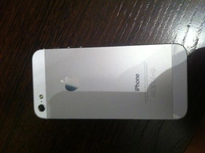 Лот: 4925263. Фото: 1. IPhone 5. Смартфоны