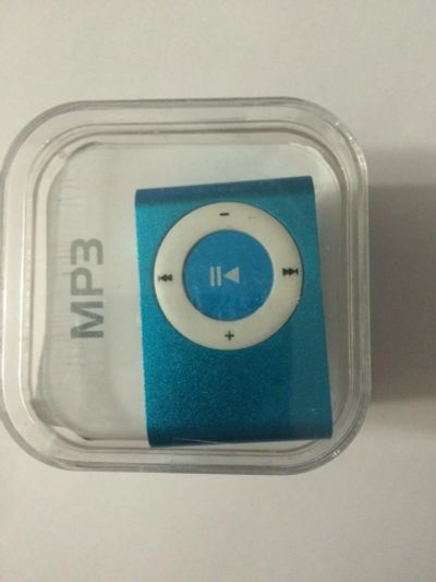 Лот: 6465080. Фото: 1. Mp-3 Плеер mini,в комплекте гарнитура... Плееры