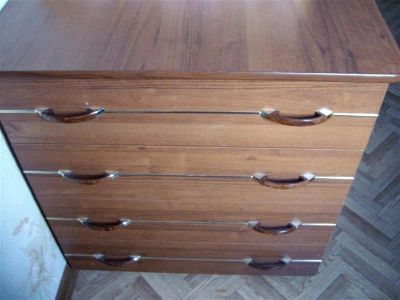 Лот: 621756. Фото: 1. Комод 4 ящика коричневый. Диваны