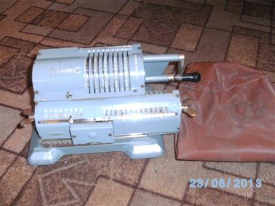 Лот: 2924161. Фото: 1. Арифмометр "Феликс". Другое (антиквариат)