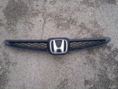 Лот: 4440380. Фото: 1. Решетка радиатора Honda Fit GD1-4... Кузов
