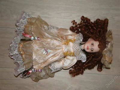 Лот: 1536025. Фото: 1. Коллекционная фарфоровая кукла. Куклы и аксессуары