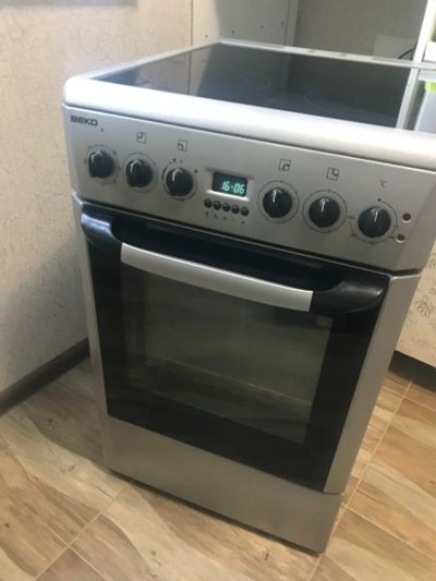 Лот: 17144183. Фото: 1. электрическая плита beko. Плиты, духовые шкафы, варочные поверхности