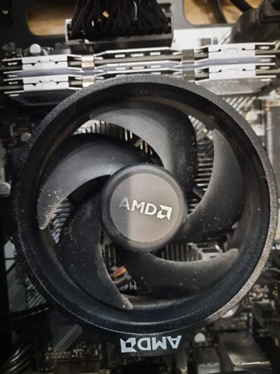 Лот: 19208650. Фото: 1. Ryzen 5 2600 + охлаждение. Процессоры