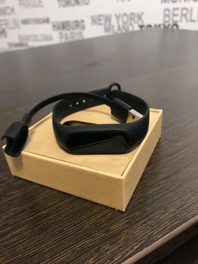 Лот: 10712999. Фото: 1. Xiaomi Mi Band 2. Смарт-часы, фитнес-браслеты, аксессуары