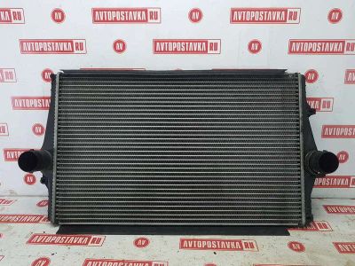 Лот: 20898685. Фото: 1. Радиатор интеркулера Volvo V70... Кузов