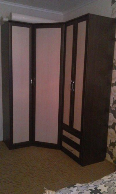 Лот: 3820132. Фото: 1. угловой шкаф. Шкафы, шкафы-купе
