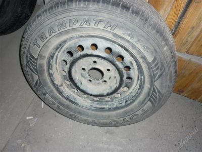 Лот: 1050465. Фото: 1. Одно колесо с диском 215/70 R15... Шины на дисках